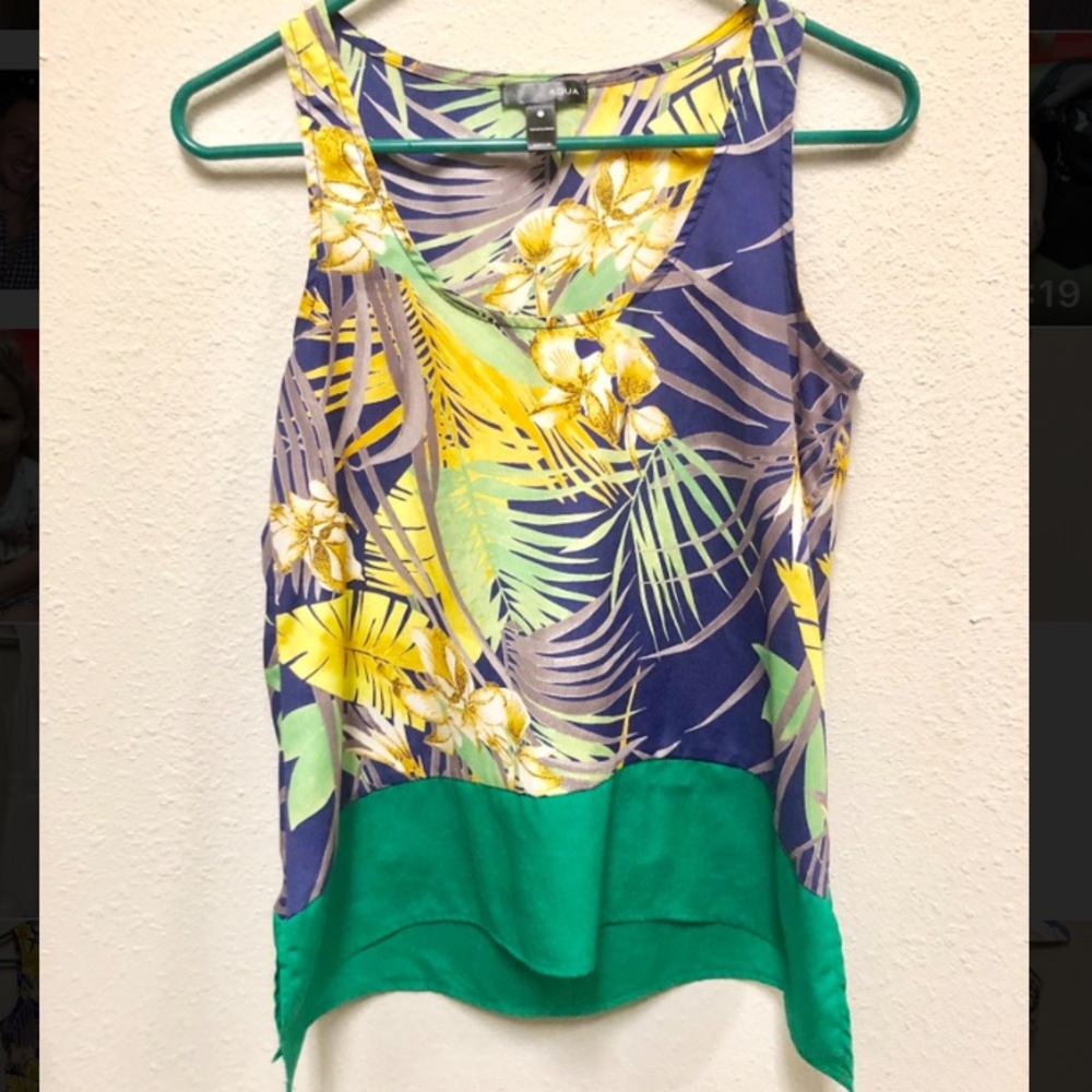 Aqua Brand green, yellow, and blue top